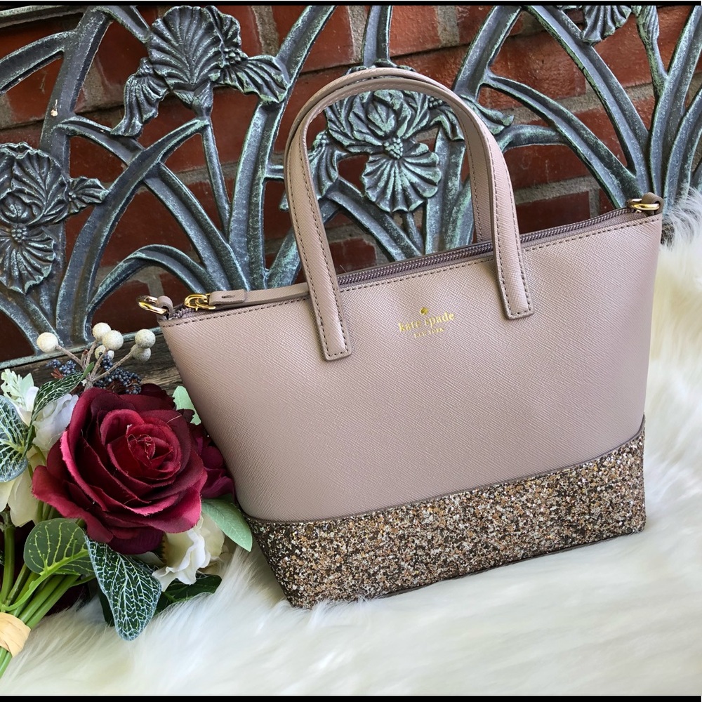 🎀🎀Kate Spade Greta Court Ina Glitter Crossbody - Picture 4 of 8